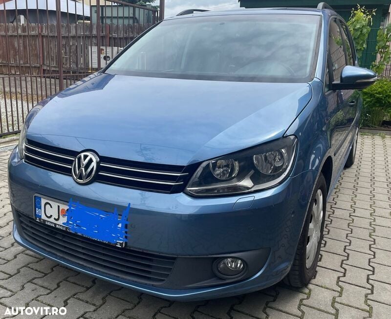 Albastru Utilizat 2012 VW Touran Trendline Monovolum | 5.700 EUR (Super Preț) - Imagine 1/4