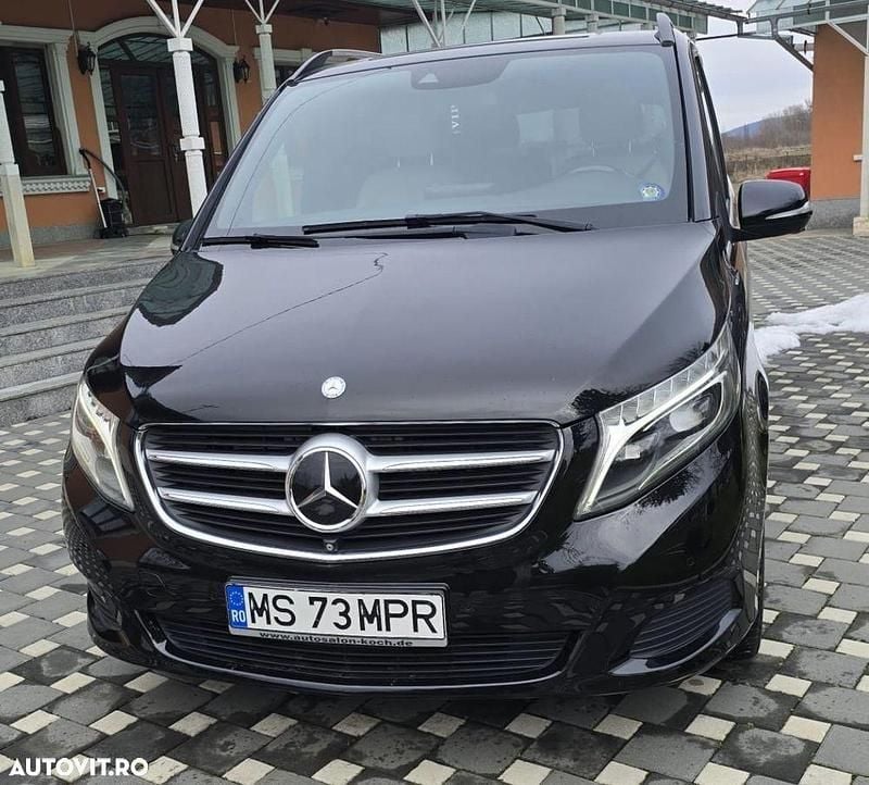 Second-hand Mercedes V250 Avantgarde Edition 190 CP (139 kW) 2015 Culoarenegru Monovolum