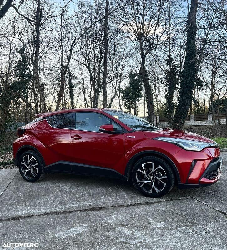 Second-hand Toyota C-HR Style 122 CP (89 kW) 2021 Culoarealte culori SUV
