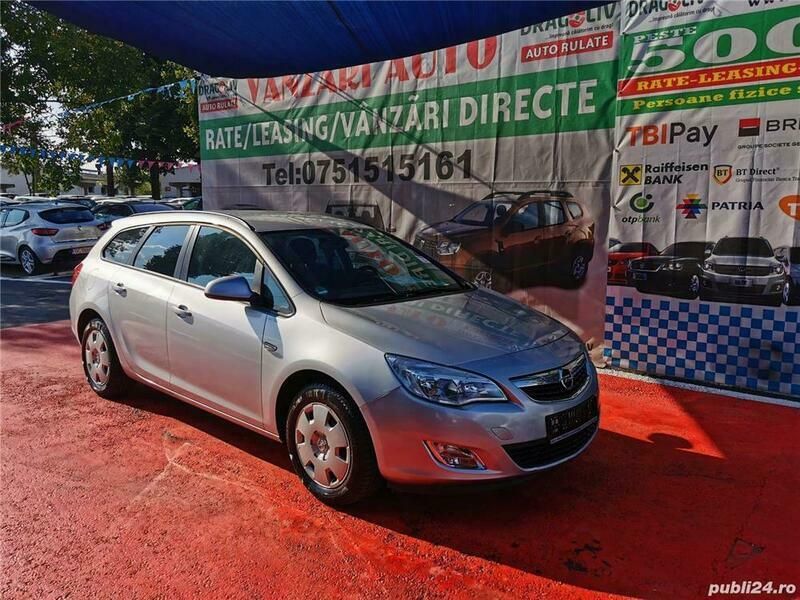Argintiu Utilizat 2012 Opel Astra Break | 4.999 EUR (Preț OK) - Imagine 1/4