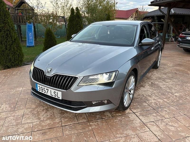Culoaregri Second-hand 2017 Skoda Octavia Drive Berlinǎ | 12.900 EUR (Preț OK) - Imagine 1/4