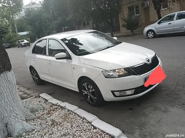 Alb Utilizat 2015 Skoda Rapid Berlinǎ | 5.999 EUR (Preț OK) - Imagine 1/4