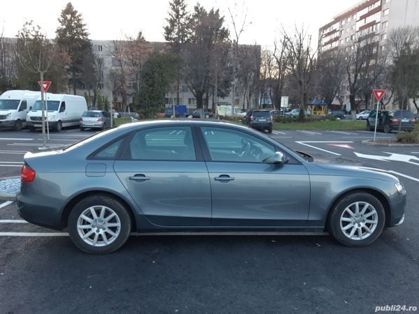Second-hand Audi A4 Sport 170 CP (125 kW) 2012 Gri Berlinǎ