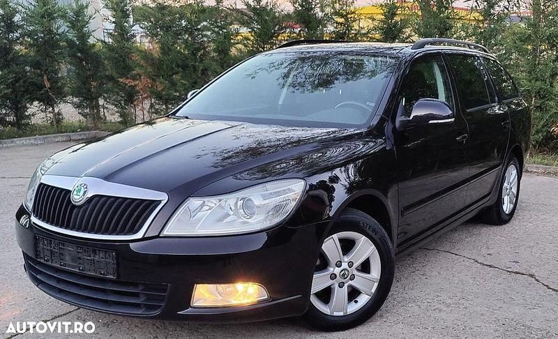 Culoarenegru Utilizat 2010 Skoda Octavia GreenLine Break | 3.550 EUR (Preț bun) - Imagine 1/4