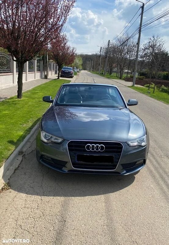 Gri Utilizat 2012 Audi A5 Cabriolet Cabrio | 8.800 EUR (Super Preț) - Imagine 1/4