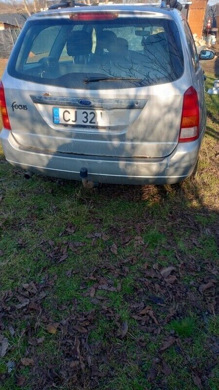 Utilizat 2000 Ford Focus Ghia Break | 3.500 EUR - Imagine 1/4