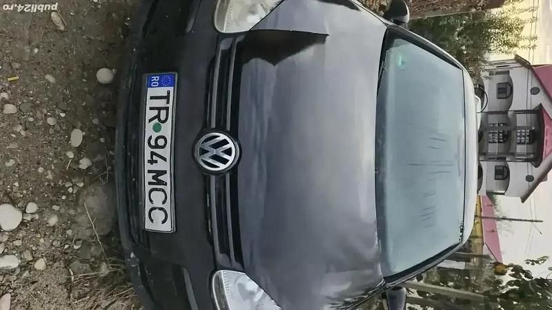 Utilizat 2006 VW Golf V Hatchback | 1.800 EUR (Preț bun) - Imagine 1/4