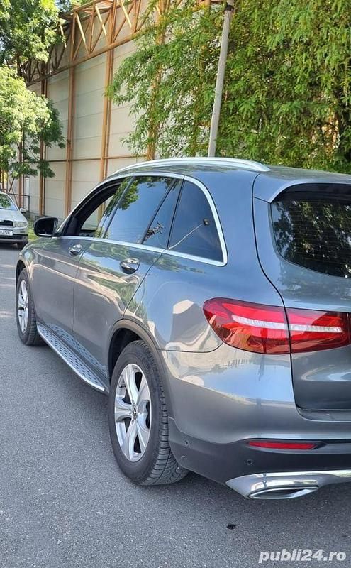 Second-hand Mercedes GLC250 204 CP (150 kW) 2017 Gri SUV