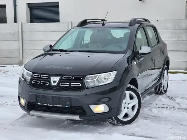 Second-hand Dacia Sandero Stepway 90 CP (66 kW) 2017 Hatchback