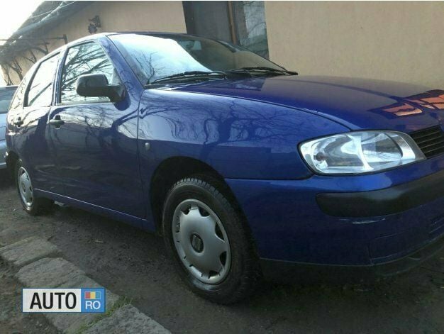 Albastru Utilizat 2001 Seat Ibiza Hatchback | 1.100 EUR - Imagine 1/4