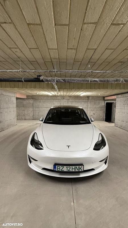 Culoarealb Utilizat 2021 Tesla Model 3 Berlinǎ | 24.000 EUR (Super Preț) - Imagine 1/4