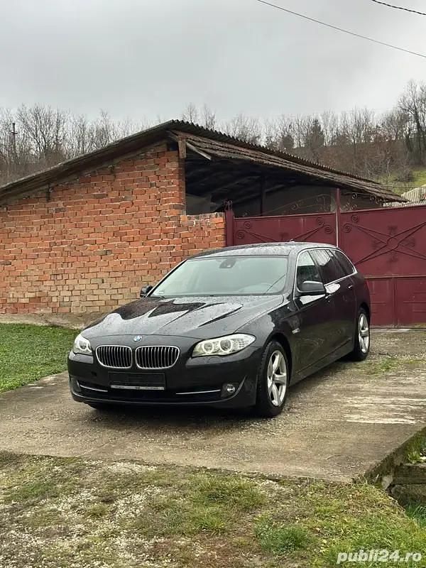 Negru Utilizat 2011 BMW 520 Break | 8.000 EUR (Preț OK) - Imagine 1/4