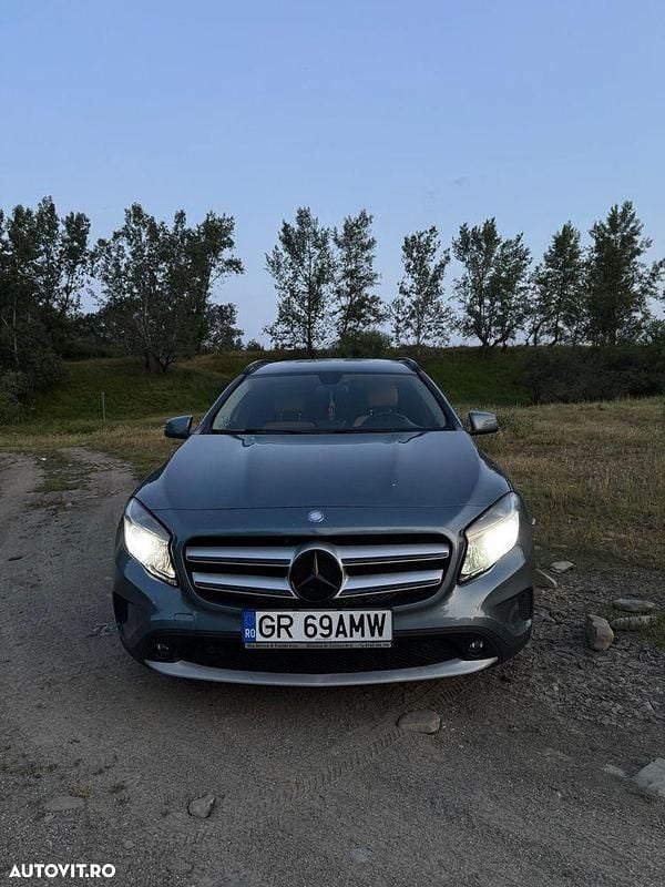 Culoaregri Utilizat 2014 Mercedes GLA200 Edition 1 SUV | 10.900 EUR (Preț OK) - Imagine 1/4