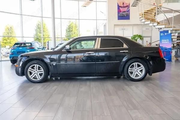 Second-hand Chrysler 300C 249 CP (183 kW) 2007 Negru Berlinǎ
