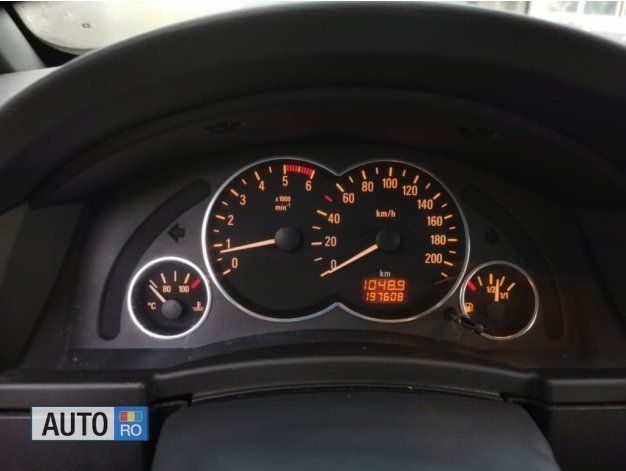 Second-hand Opel Meriva 75 CP (55 kW) 2005 Negru Monovolum