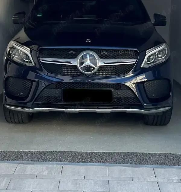 Albastru Utilizat 2019 Mercedes GLE350 Coupe | 51.500 EUR (Scump) - Imagine 1/4