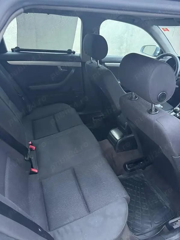Utilizat 2004 Audi A4 Break | 2.200 EUR (Preț OK) - Imagine 1/4
