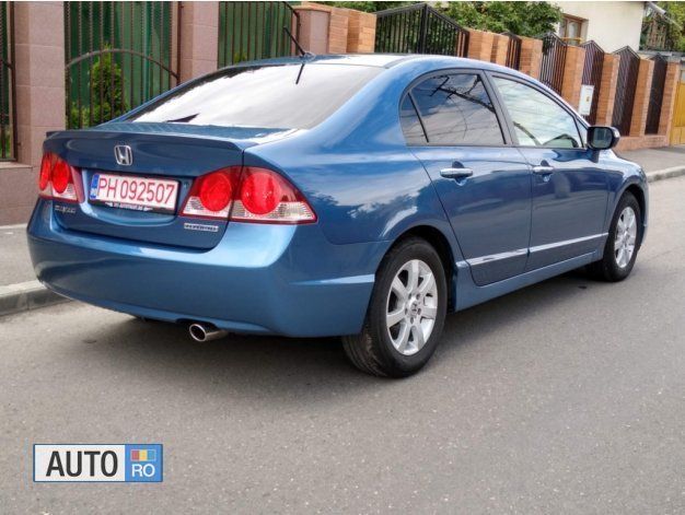 Second-hand Honda Civic Hybrid 95 CP (69 kW) 2006 Albastru Berlinǎ