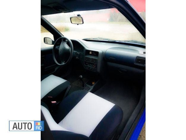 Second-hand Peugeot 106 75 CP (55 kW) 1998 Albastru Hatchback