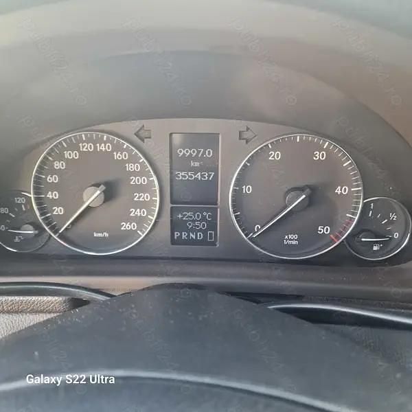 Utilizat 2005 Mercedes C220 Berlinǎ | 2.990 EUR (Preț OK) - Imagine 1/4
