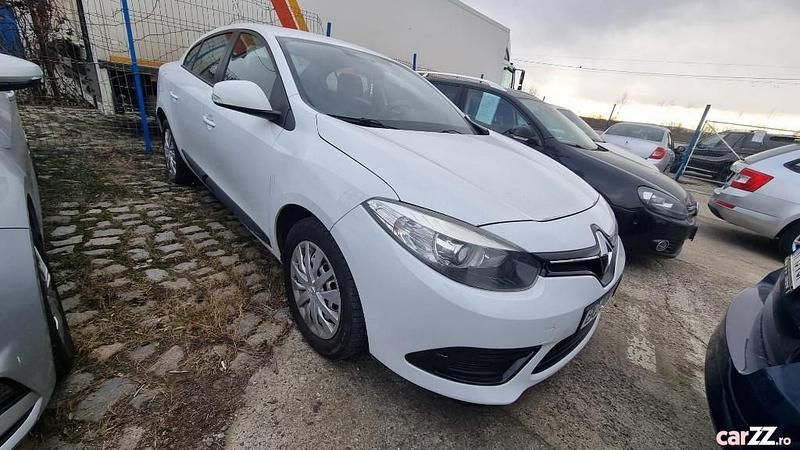 Second-hand Renault Fluence 74 CP (54 kW) 2016 Alb Berlinǎ