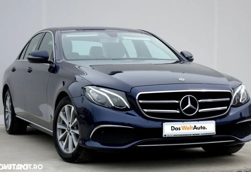 Albastru Utilizat 2019 Mercedes E220 Avantgarde Berlinǎ | 30.990 EUR (Preț OK) - Imagine 1/4
