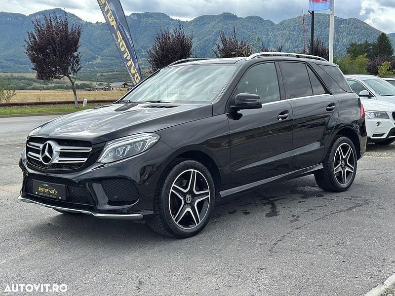 Culoarenegru Utilizat 2017 Mercedes GLE250 AMG line SUV | 21.900 EUR (Super Preț) - Imagine 1/4
