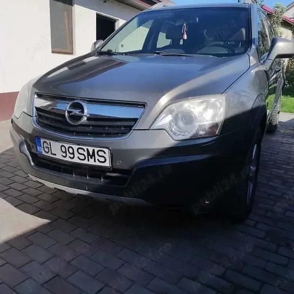 Utilizat 2008 Opel Antara SUV | 3.500 EUR (Preț bun) - Imagine 1/4