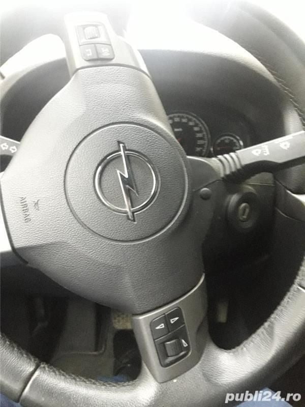 Utilizat 2006 Opel Signum Break | 2.500 EUR - Imagine 1/4