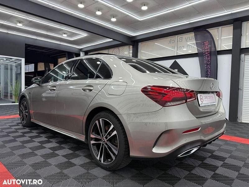 Second-hand Mercedes A250 AMG line 218 CP (160 kW) 2020 Culoarebej Berlinǎ
