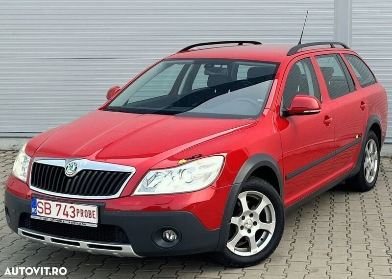 Rosu Utilizat 2010 Skoda Octavia Break | 5.599 EUR (Preț OK) - Imagine 1/4