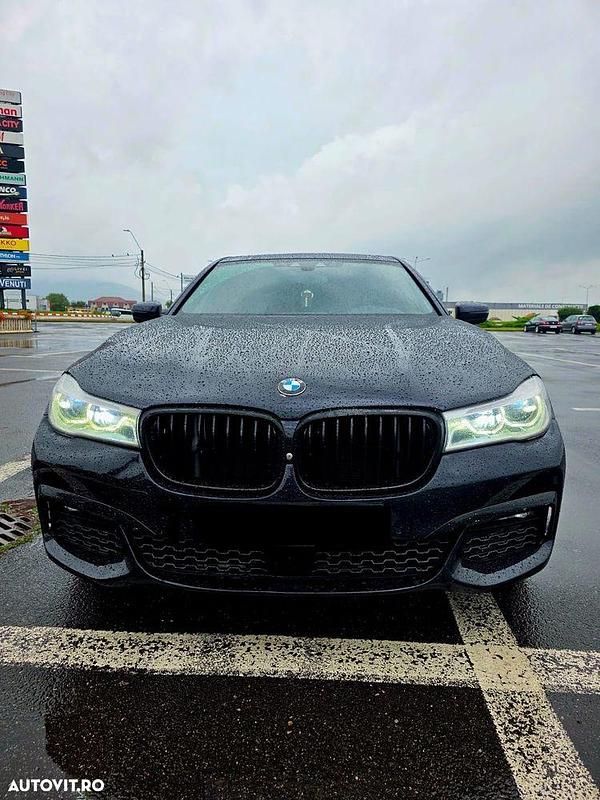Culoarenegru Utilizat 2018 BMW 740L Sport Line Berlinǎ | 24.499 EUR - Imagine 1/4