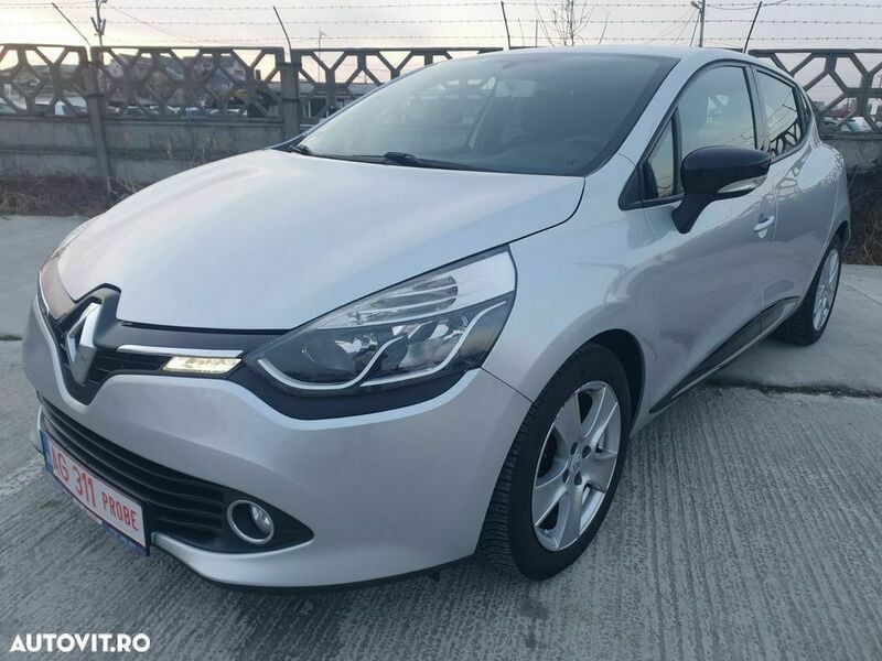 Argint Utilizat 2014 Renault Clio IV Expression Hatchback | 6.590 EUR (Preț OK) - Imagine 1/4