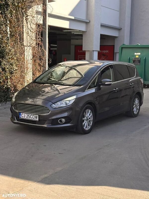 Gri Utilizat 2017 Ford S-MAX Titanium Monovolum | 8.400 EUR (Preț OK) - Imagine 1/4