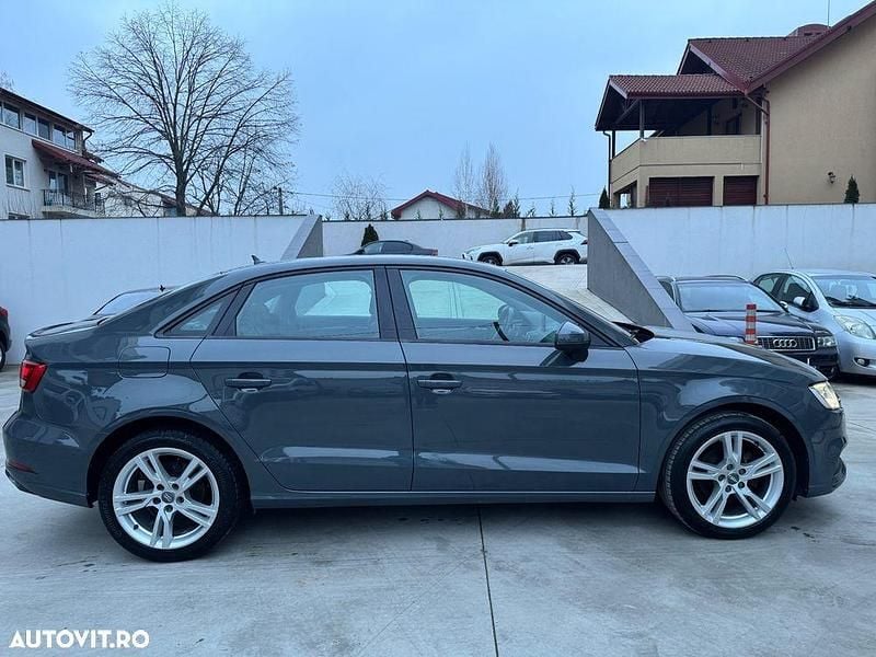 Second-hand Audi A3 116 CP (85 kW) 2018 Culoaregri Berlinǎ