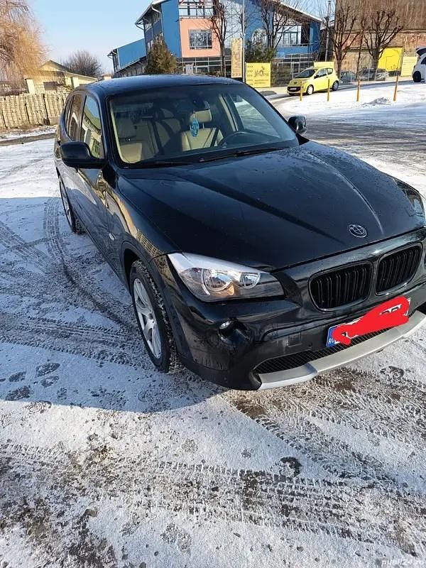 Utilizat 2012 BMW X1 SUV | 6.800 EUR (Preț bun) - Imagine 1/4