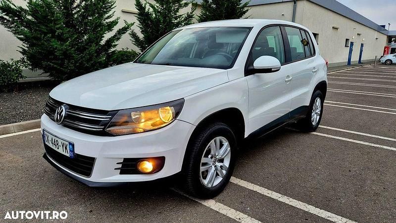 Culoarealb Utilizat 2013 VW Tiguan Exclusive SUV | 7.299 EUR (Preț OK) - Imagine 1/4