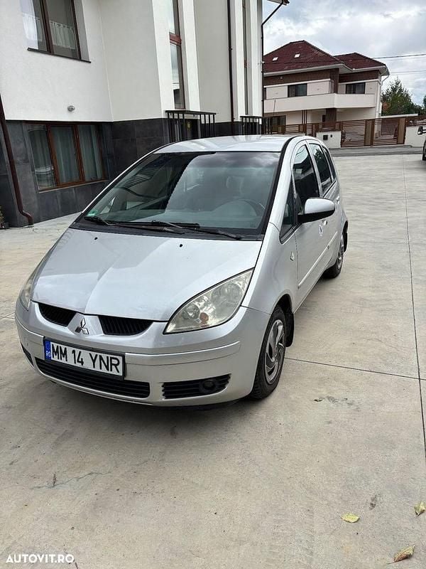 Culoaregri Utilizat 2004 Mitsubishi Colt Instyle Break | 2.200 EUR - Imagine 1/4