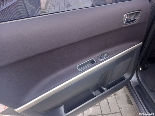 Second-hand Toyota Corolla Verso 129 CP (94 kW) 2009 Gri Monovolum