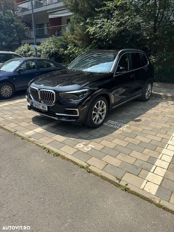Negru Utilizat 2022 BMW X5 SUV | 57.600 EUR (Preț OK) - Imagine 1/4