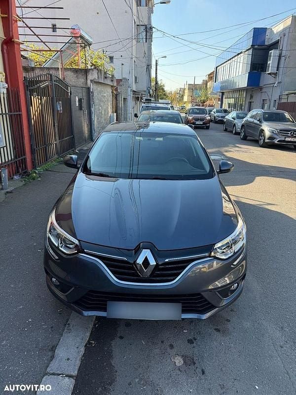 Culoaregri Utilizat 2020 Renault Mégane IV Intens Berlinǎ | 10.500 EUR (Super Preț) - Imagine 1/4