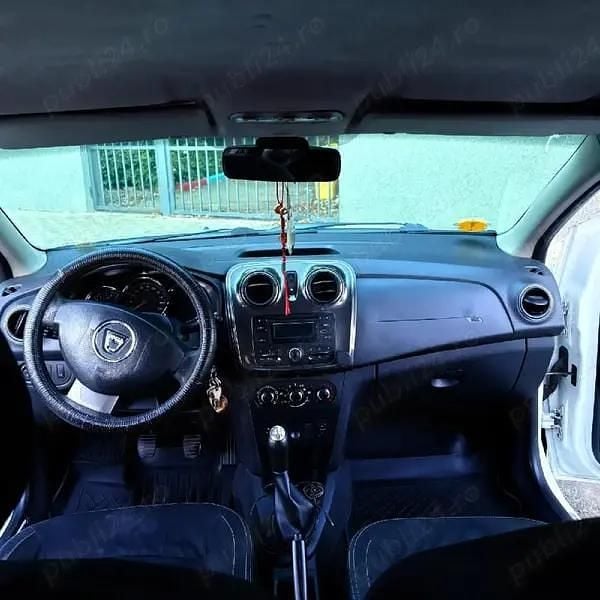 Second-hand Dacia Logan 75 CP (55 kW) 2013 Berlinǎ