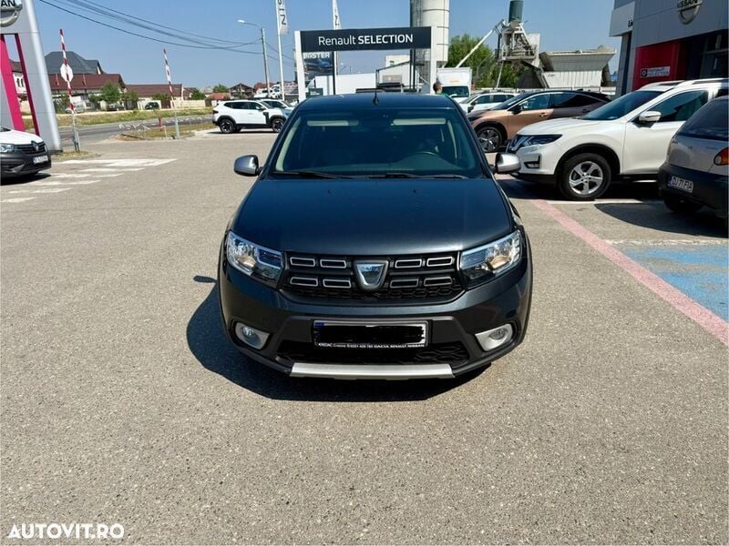 Gri Utilizat 2020 Dacia Logan Stepway Berlinǎ | 9.499 EUR (Preț OK) - Imagine 1/4
