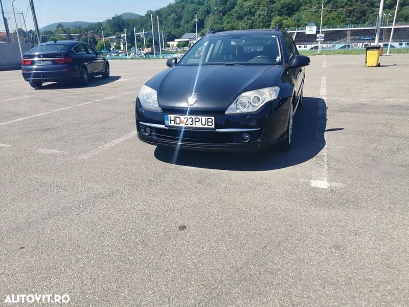 Negru Utilizat 2008 Renault Laguna III Berlinǎ | 2.600 EUR (Preț bun) - Imagine 1/4