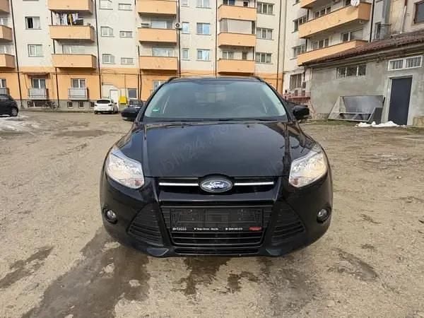 Second-hand Ford Focus 125 CP (91 kW) 2014 Negru Break