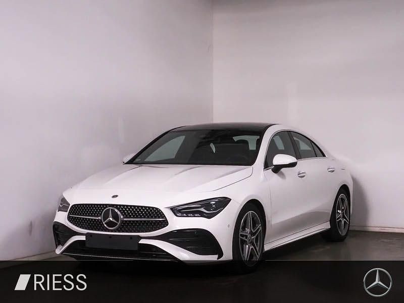 Utilizat 2024 Mercedes CLA250 AMG Berlinǎ | 46.800 EUR (Super Preț) - Imagine 1/1