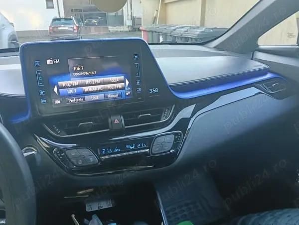 Second-hand Toyota C-HR 122 CP (89 kW) 2017 Gri SUV