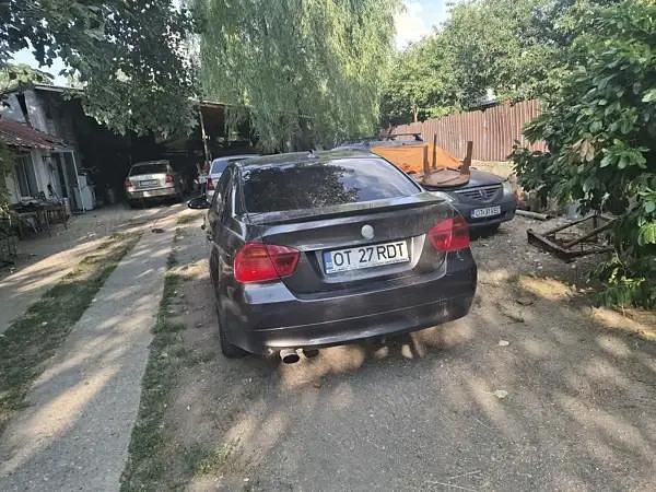 Utilizat 2006 BMW 320 Berlinǎ | 4.000 EUR (Preț OK) - Imagine 1/3