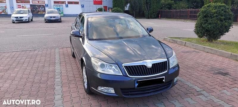 Gri Utilizat 2010 Skoda Octavia GreenLine Berlinǎ | 5.150 EUR (Preț OK) - Imagine 1/4