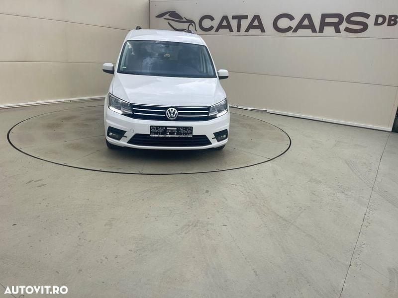 Second-hand VW Caddy Comfortline 102 CP (75 kW) 2019 Culoarealb Monovolum